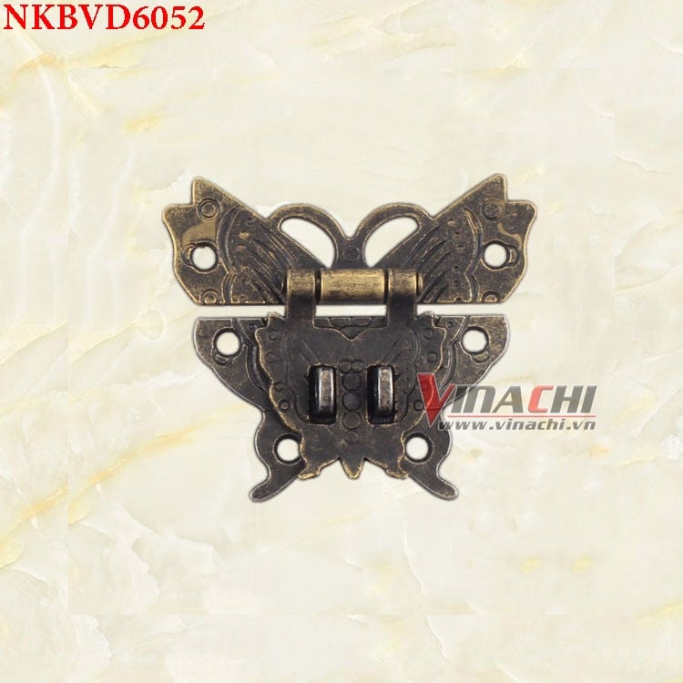 Nắp khóa giả cổ hình bướm vàng đậm
